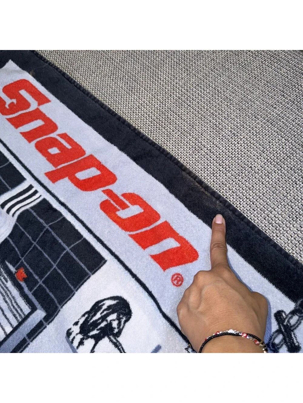 Snap On Tools Beach Towel Dog Daze of Summer Dogs Poker 60 x 32 Vintage